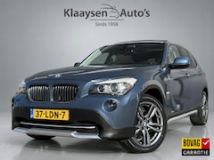 BMW X1 - sDrive18i Executive AUT. | navigatie | panoramadak | sportstoelen | xenon verlichting | li