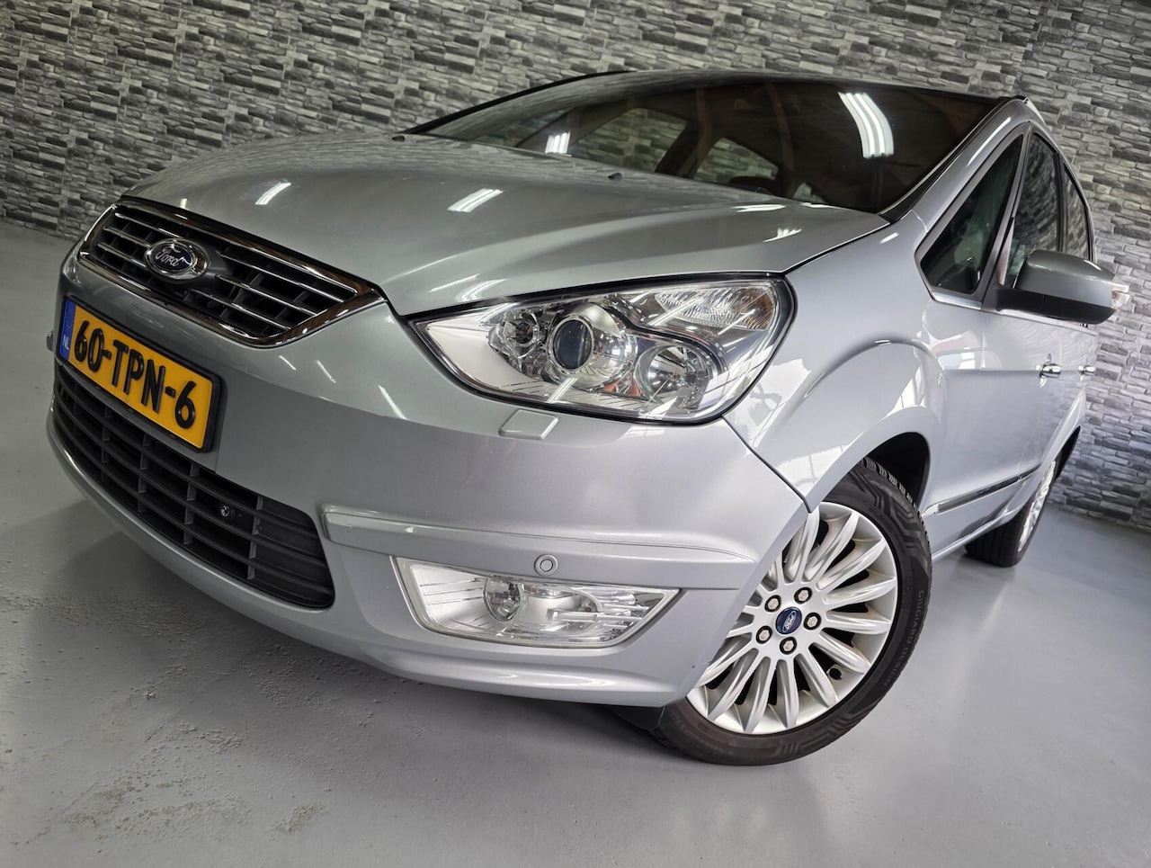 Ford Galaxy - 1.6 SCTi Titanium *NL Auto*PDC*7-zits*NAP*! - AutoWereld.nl