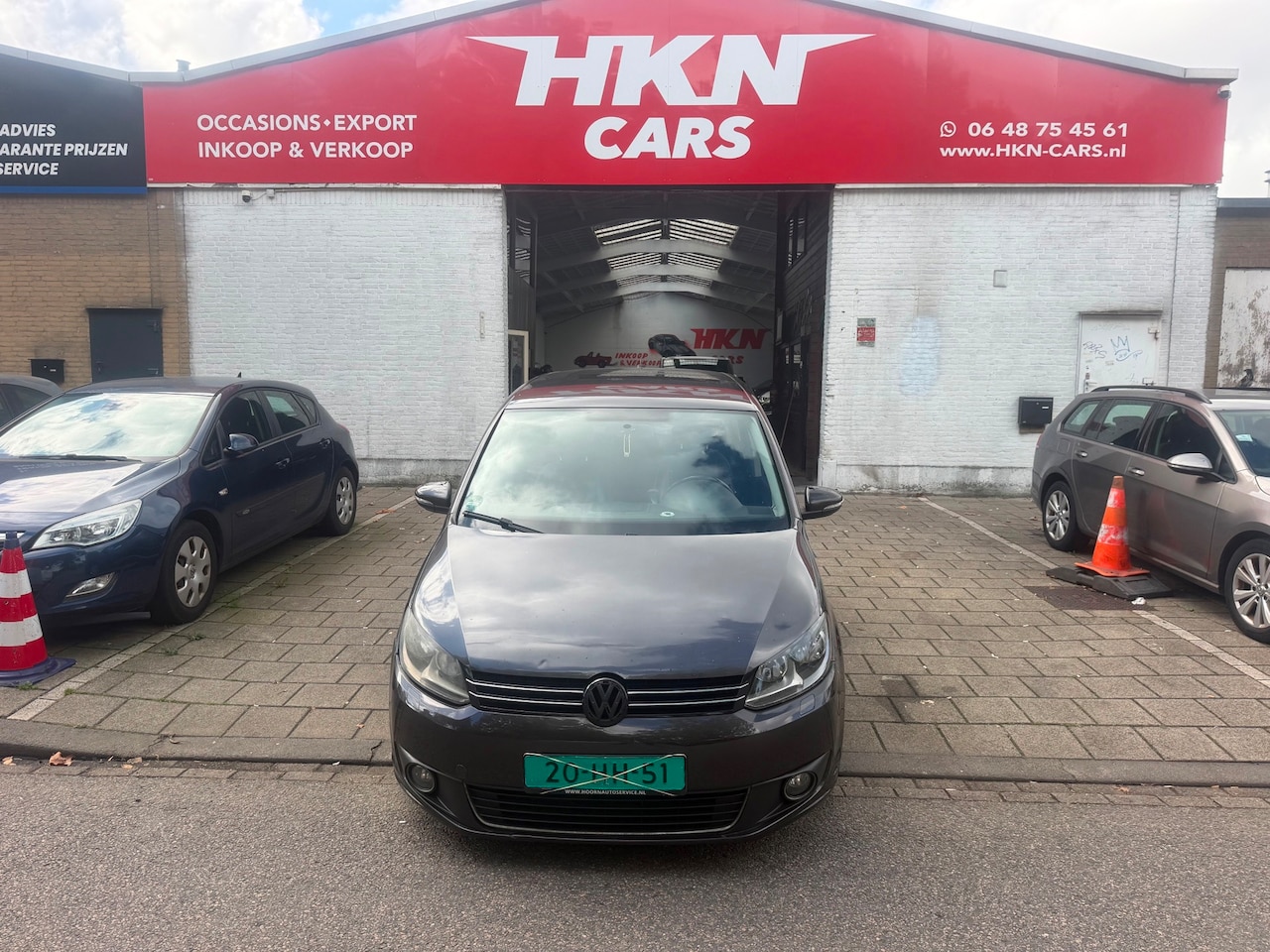 Volkswagen Touran - 2.0 TDI Highline BlueMotion 7p. 2.0 TDI Highline BlueMotion 7p. - AutoWereld.nl