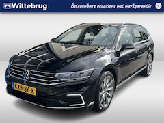 Volkswagen Passat Variant - 1.4 TSI PHEV GTE Business / AUTOMAAT/ TREKHAAK/ LEER/ 18'' LMV/ CAMERA/ PARK. SENSOREN/ ER