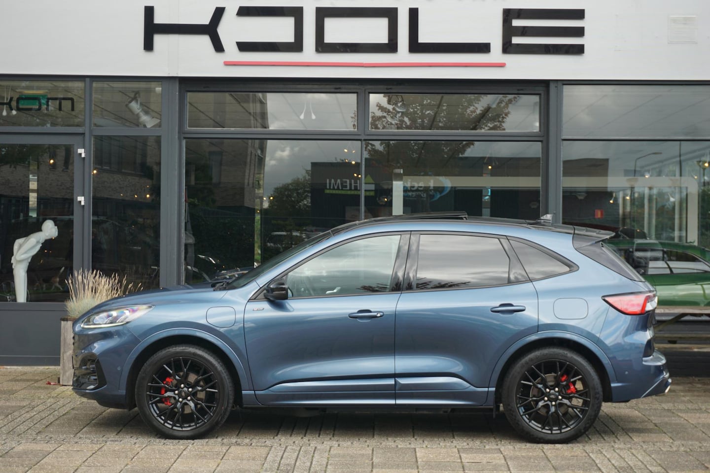 Ford Kuga - 2.5 PHEV ST-Line X | PANO | trekhaak | black pack - AutoWereld.nl