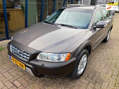Volvo XC70 - 2.5 T Momentum AWD Automaat BTW / Youngtimer