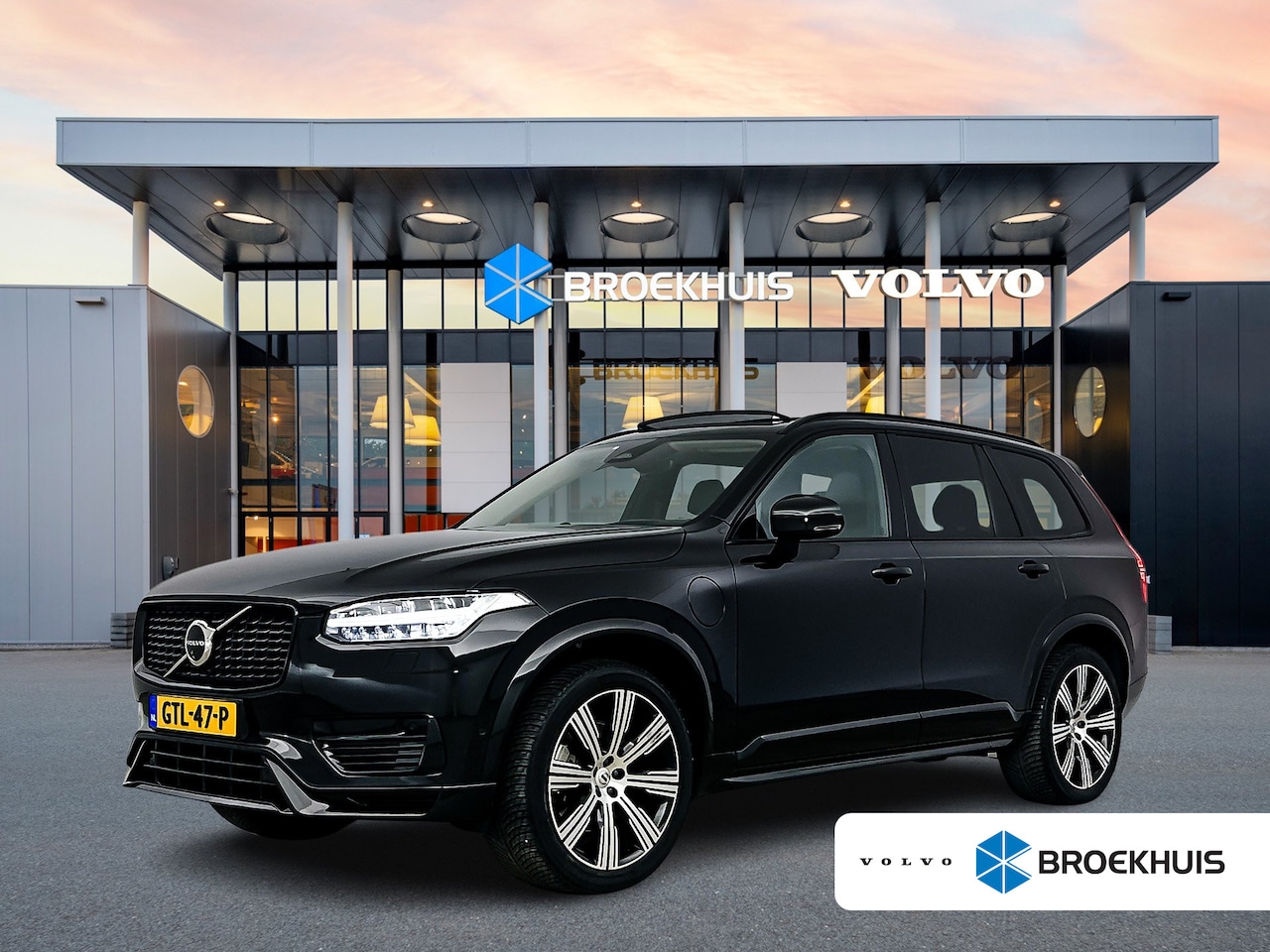 Volvo XC90 - T8 Ultra Dark | 21" | Luchtvering | Geventileerd Nappa | Stoelmassage | Trekhaak | Bowers - AutoWereld.nl