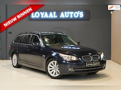 BMW 5-serie Touring - 523i | CRUISE | PDC | STOELVER. | NAVI | AIRCO | APK | START/STOP | ELEK. RAMEN