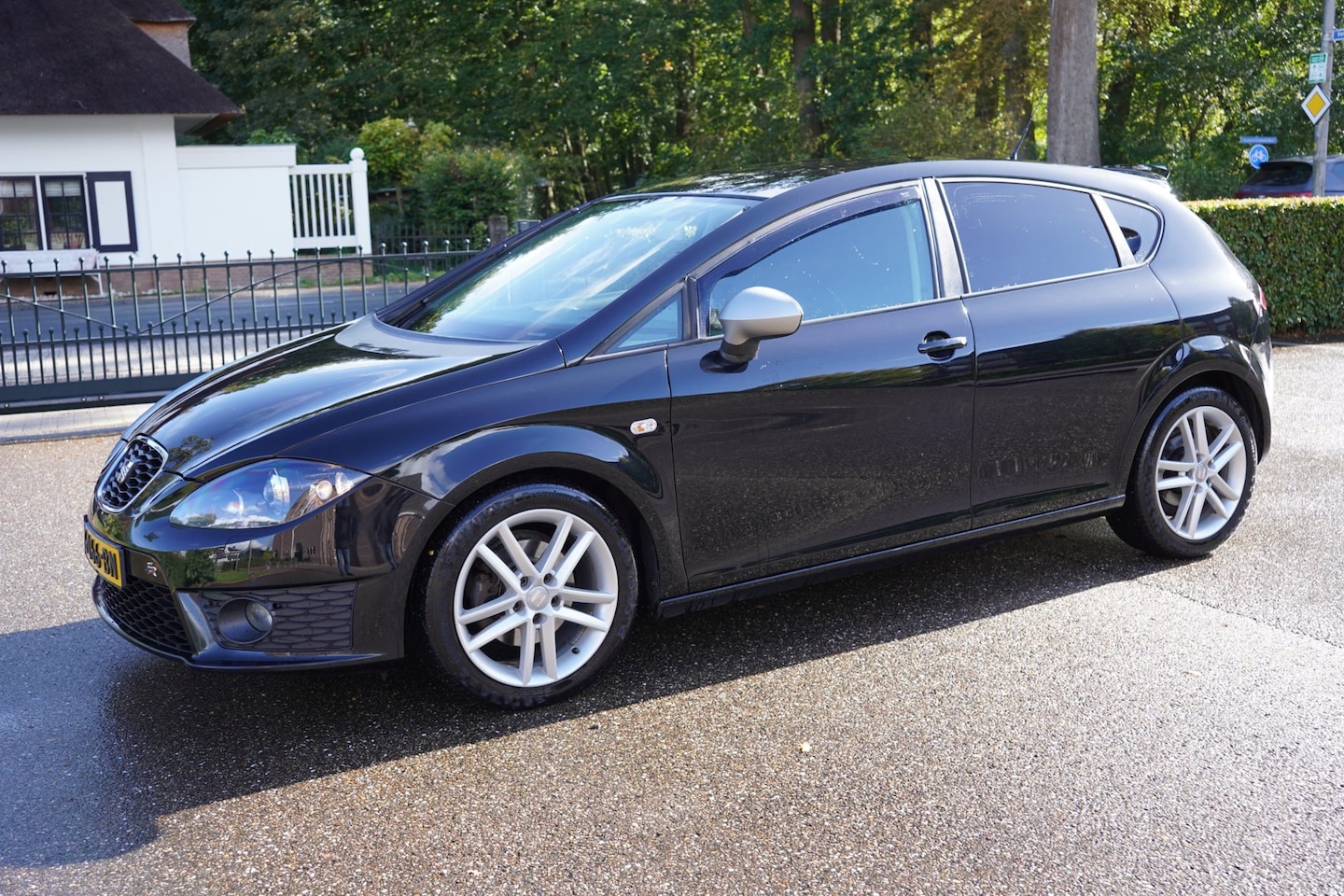 SEAT Leon - 1.4 TSI FR Clima Xenon Navi Pdc Multi stuur Lm Velgen - AutoWereld.nl
