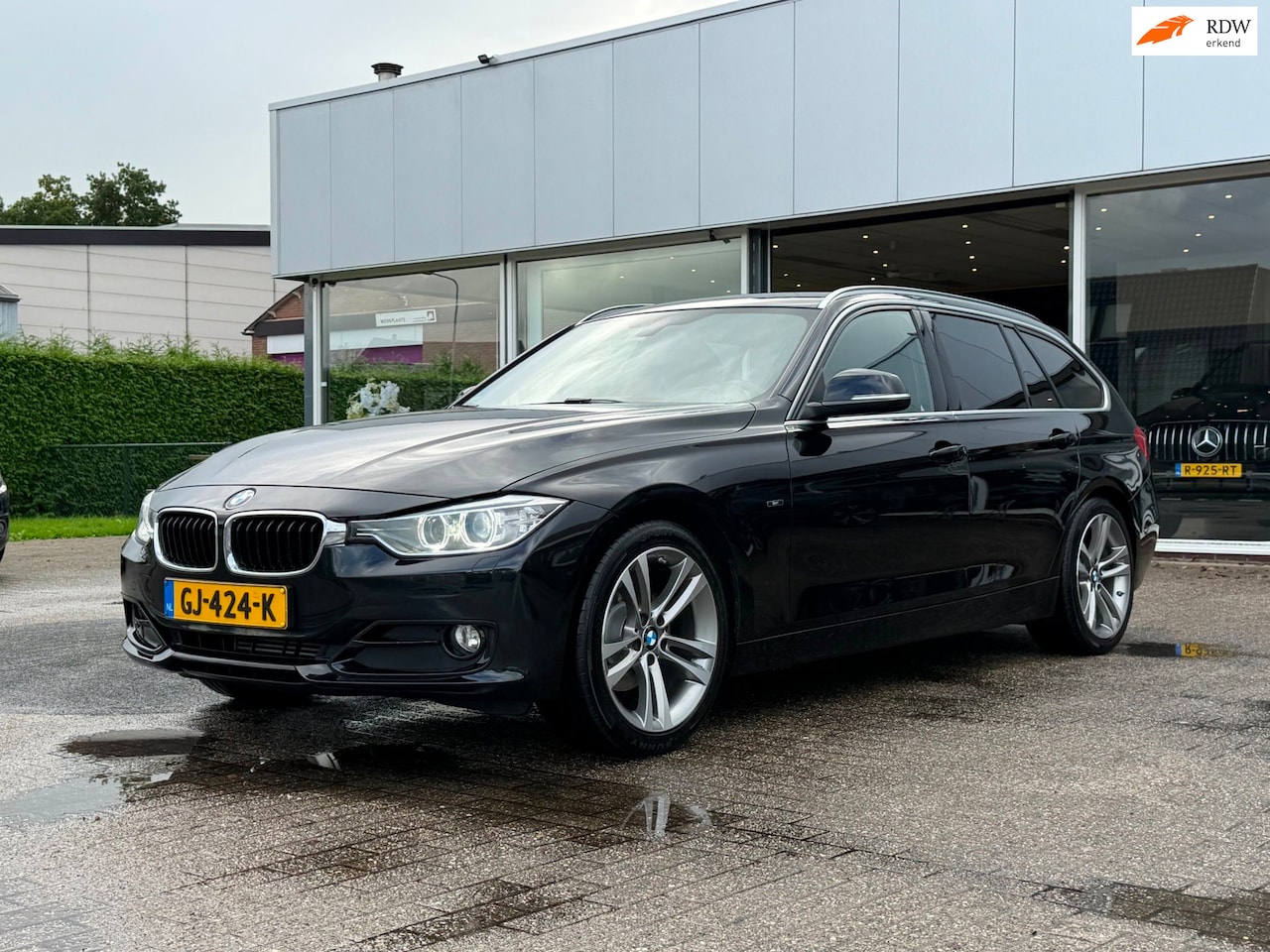 BMW 3-serie Touring - 2.0d Executive SPORT / XENON / TREKHAAK / NL AUTO - AutoWereld.nl