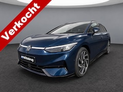 Volkswagen ID.7 Tourer - Pro Limited Edition Black 77 kWh Navigatie / 360 graden camera / Trekhaak inklapbaar / Voo