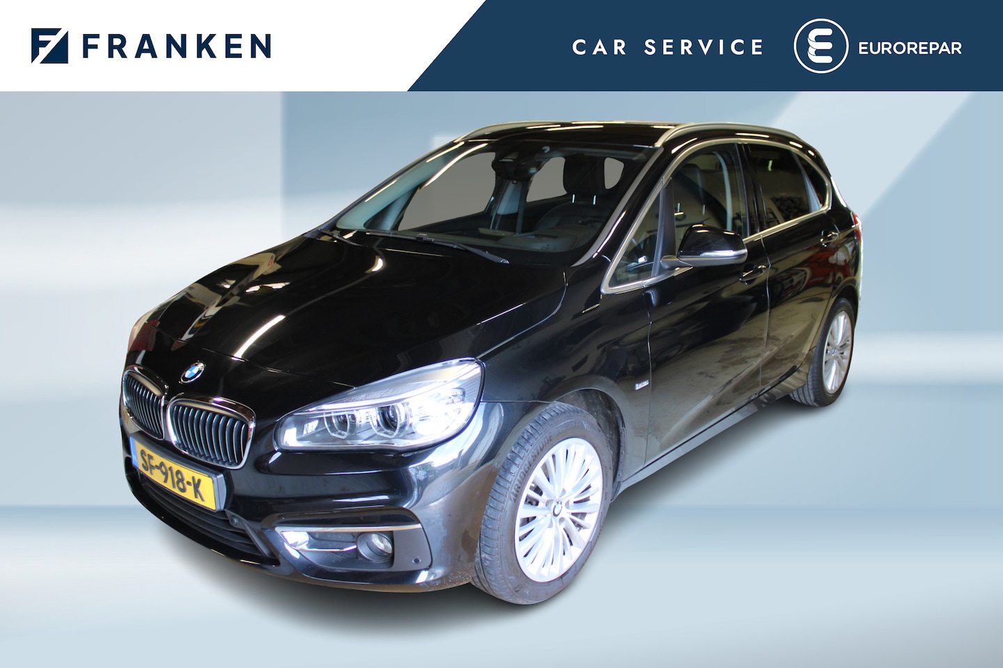 BMW 2-serie Active Tourer - 220i High Executive | Leder | Stoelverwarming | Trekhaak | Heads-up display - AutoWereld.nl