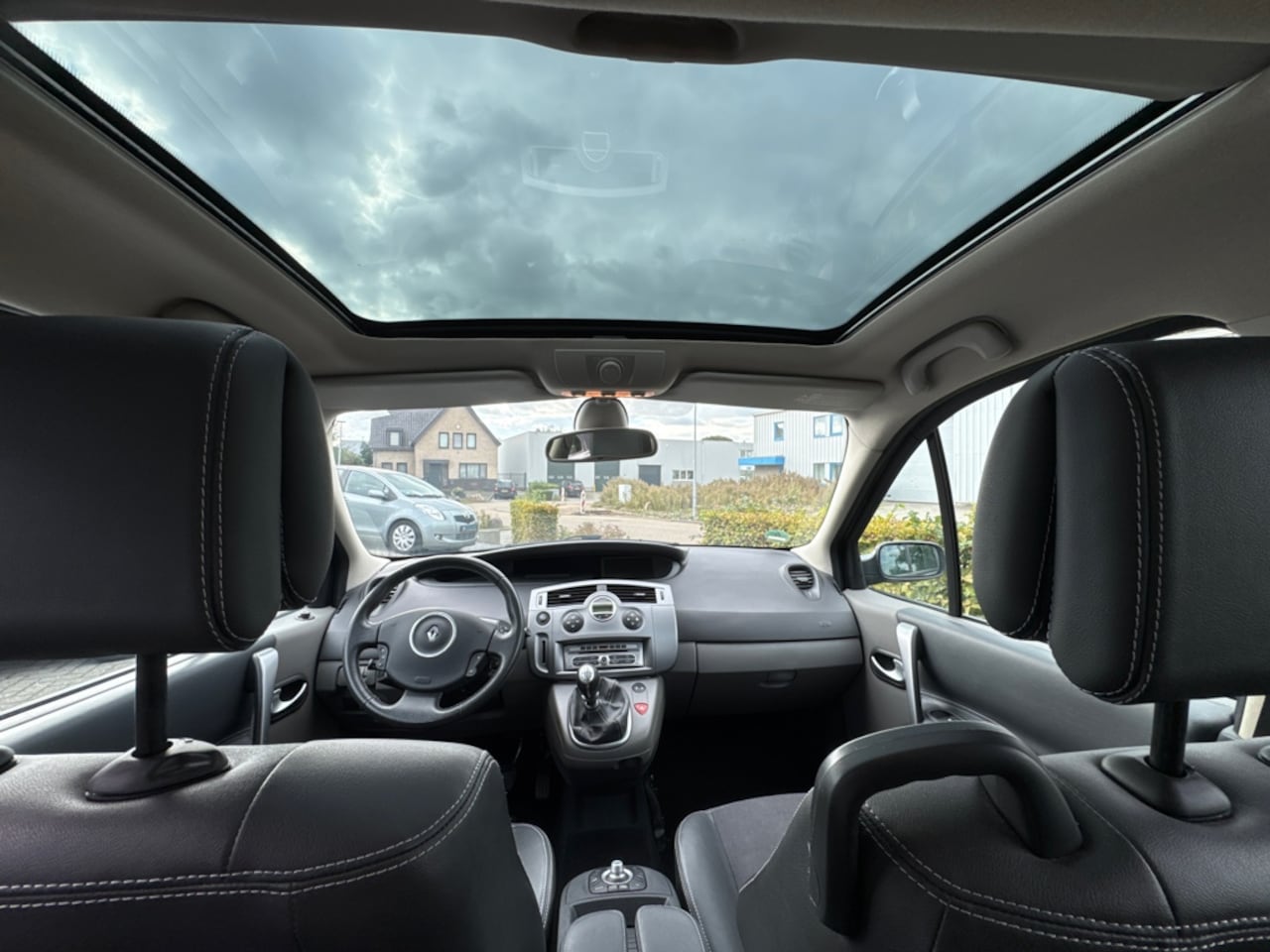 Renault Scénic - 2.0-16V Tech Line 2.0-16V Tech Line - AutoWereld.nl