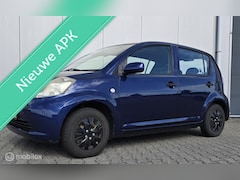 Daihatsu Sirion 2 - 1.0-12V Trend