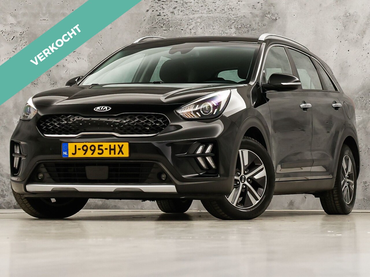 Kia Niro - 1.6 GDi Hybrid DynamicLine Automaat (APPLE CARPLAY, GROOT NAVI, CAMERA, LEDER, SPORTSTOELE - AutoWereld.nl