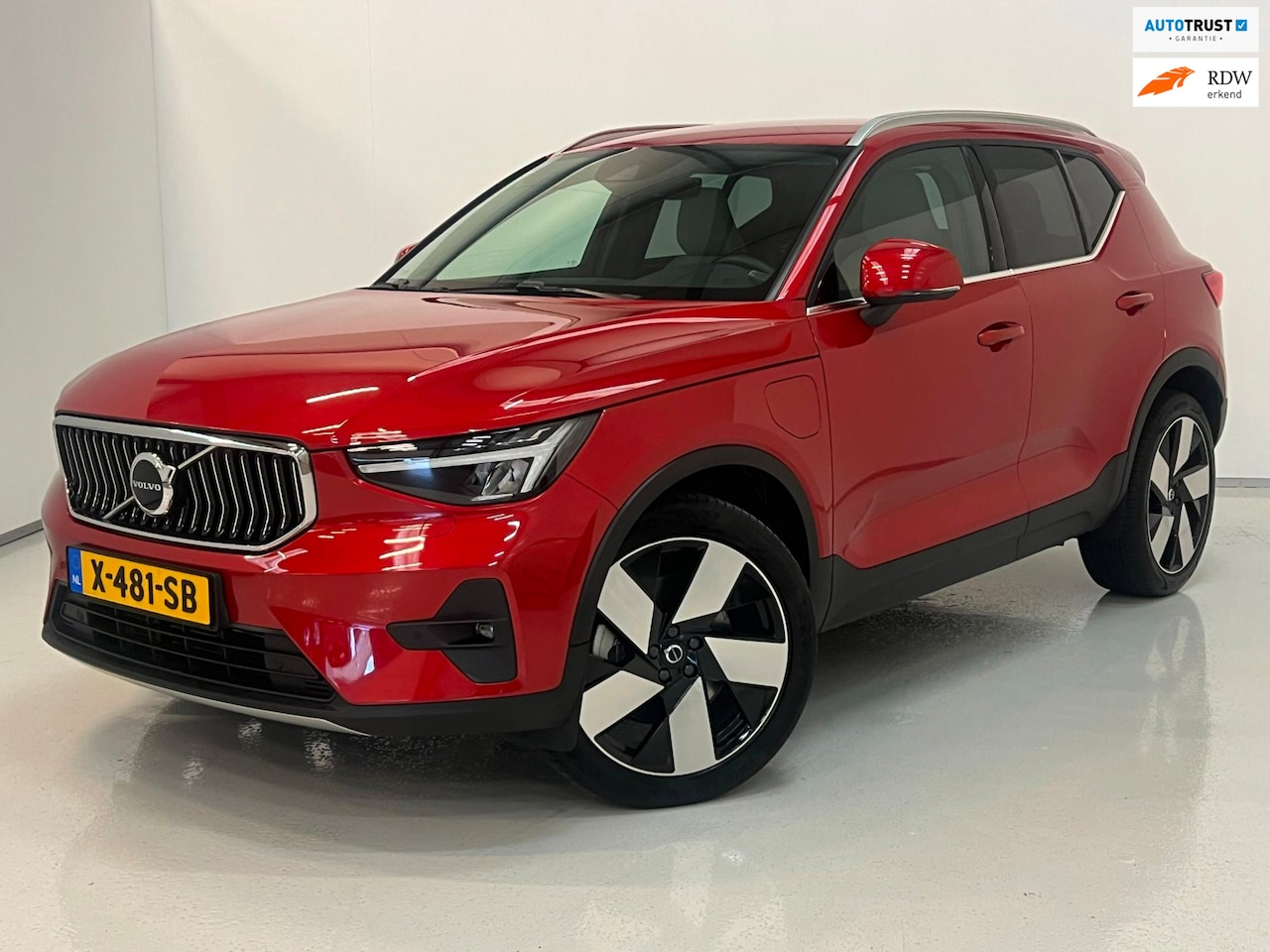 Volvo XC40 - 1.5 T5 Recharge / Facelift / Harman / Memory / Leder - AutoWereld.nl