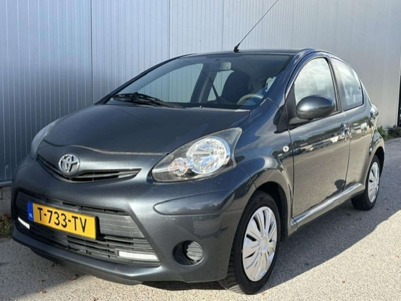Toyota Aygo - 1.0 VVT-i Comf. AIRCO, 5 deurs - AutoWereld.nl