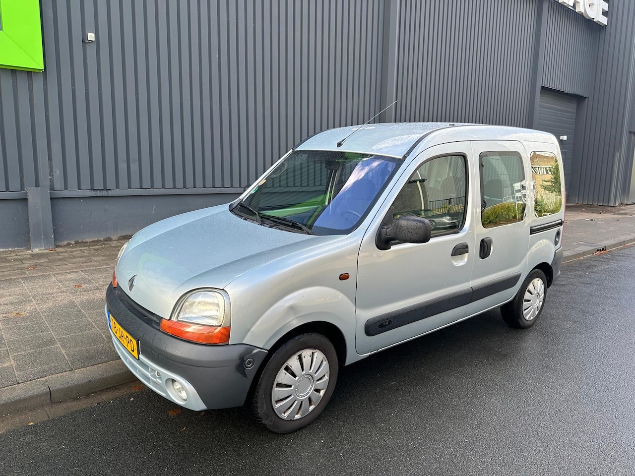 Renault Kangoo - 1.4 Privilege Automaat 142.499 KM - AutoWereld.nl