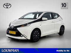 Toyota Aygo - 1.0 VVT-i x-play | Navigatie | Airco | Achteruitrijcamera | Elektrische ramen voor | Elekt