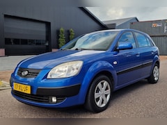 Kia Rio - 1.4 X-tra NAVIGATIE AIRCO TREKHAAK 2 X SLEUTELS
