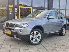 BMW X3 - 2.0i Executive Trekhaak afneembaar | Parkeer Sensoren V + A | Climate Control | Cruise Con