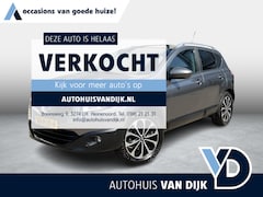Nissan Qashqai - 2.0 Connect Edition Trekhaak / Panoramadak / navi / netjes onderhouden / winterset