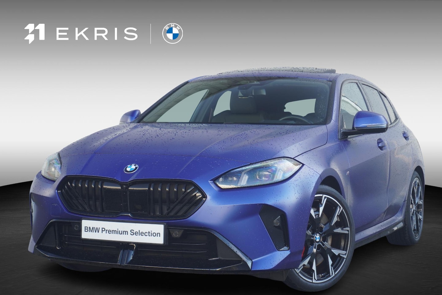 BMW 1-serie - 120 | M Sportpakket Pro | Panoramadak | Harman Kardon | Head-Up Display | Parking Assistan - AutoWereld.nl