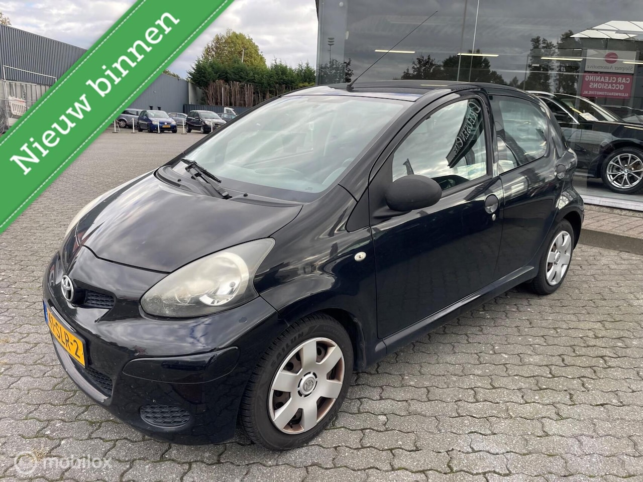 Toyota Aygo - 1.0-12V Cool/Lage km/Dealer onderhouden! NAP!! - AutoWereld.nl