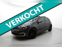 Volkswagen Golf - 1.4 TSI GTE WEINIG KM PANO CARPLAY NAP