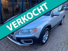 Volvo XC70 - 3.2 Summum Automaat 4WD Youngtimer