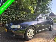 Audi A3 - 1.6 Attraction