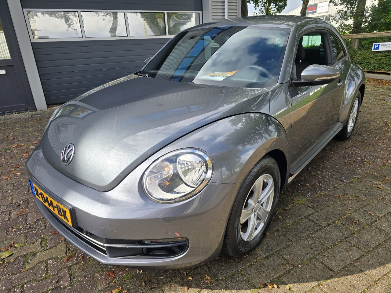 Volkswagen Beetle - 1.2 TSI DESIGN AIRCO - AutoWereld.nl
