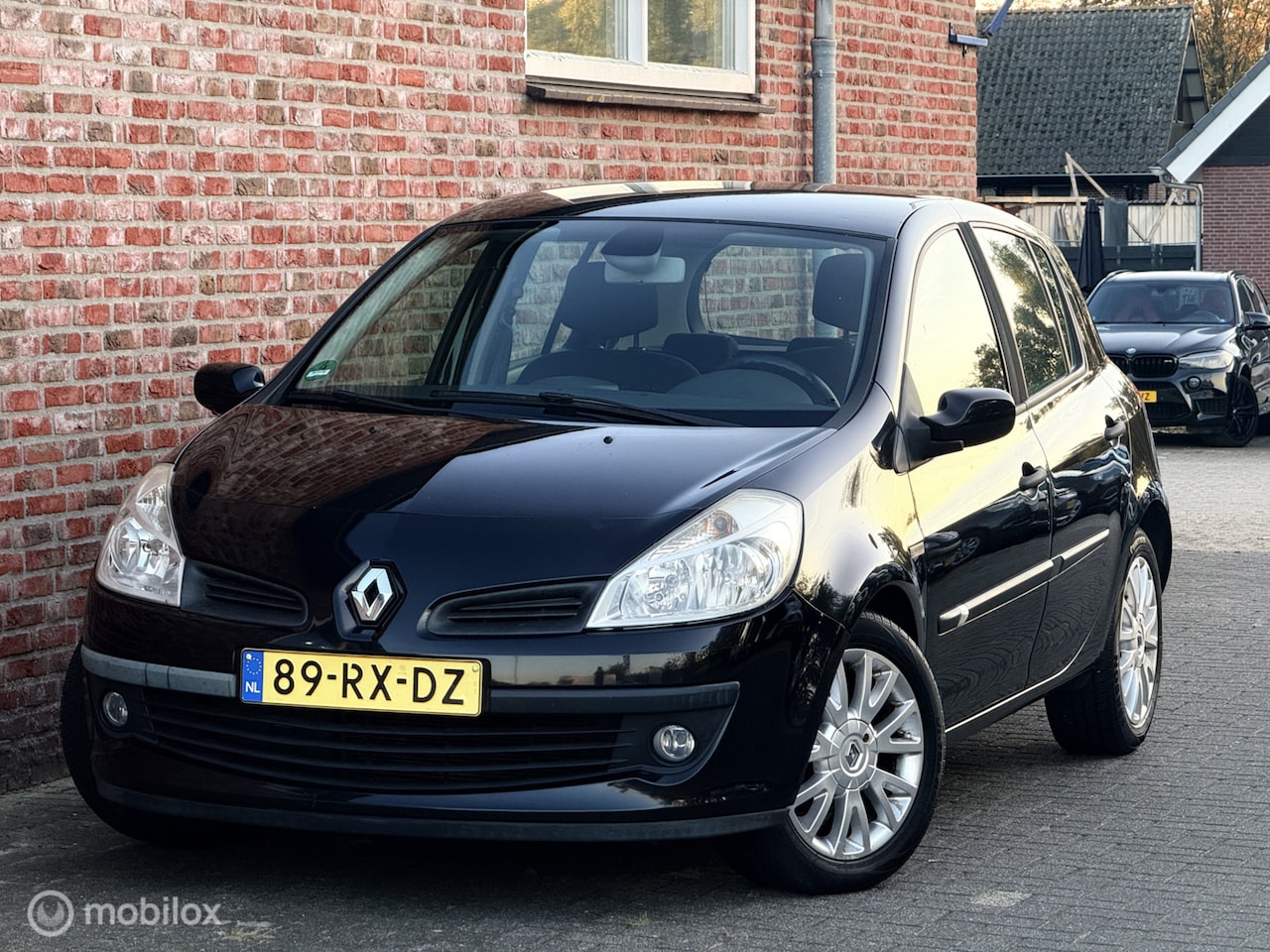 Renault Clio - 1.6-16V Dynamique Comfort 1.6-16V Dynamique Comfort - AutoWereld.nl