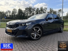 BMW 5-serie - 530e M-Sport PANO|SFEER|360|HUD|lEDER