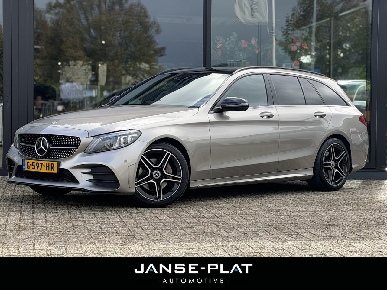 Mercedes-Benz C-klasse Estate - 200 Aut AMG Night Pano | Distronic | Trekhaak | - AutoWereld.nl