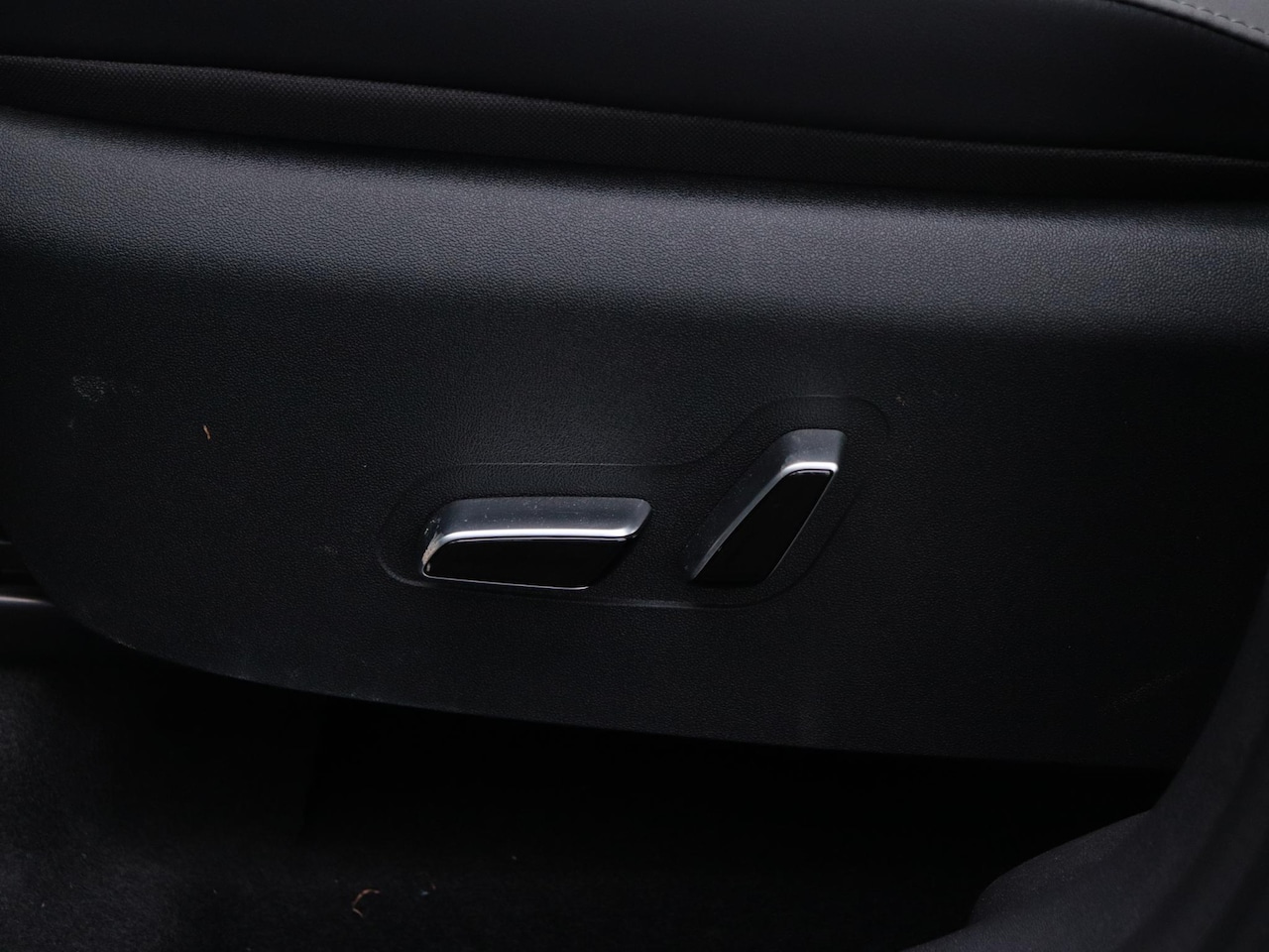 BYD Dolphin Surf - Comfort 43 kWh MY 2026 | 5 Zitplaatsen | €2000 korting | 360 Camera | LED | Adaptive cruis - AutoWereld.nl