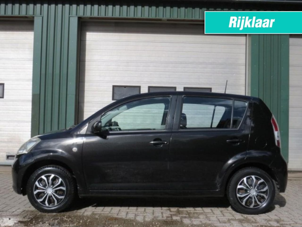 Daihatsu Sirion - 1.3-16V COMFORT  Rijklaar - AutoWereld.nl