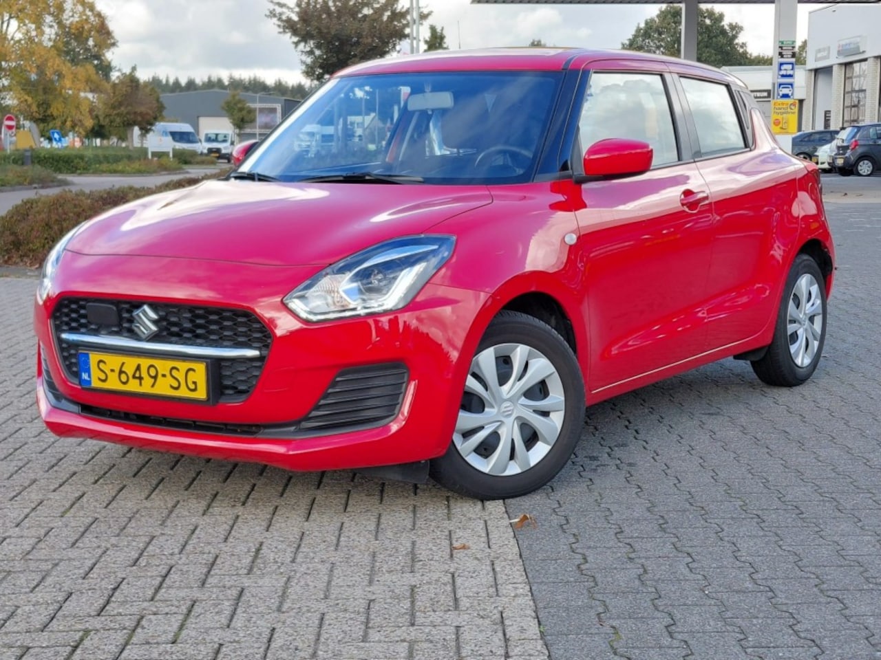 Suzuki Swift - 1.2 COMFORT DAB+ ADDAPTIVE CRUISECONTROL BLUETOOTH - AutoWereld.nl