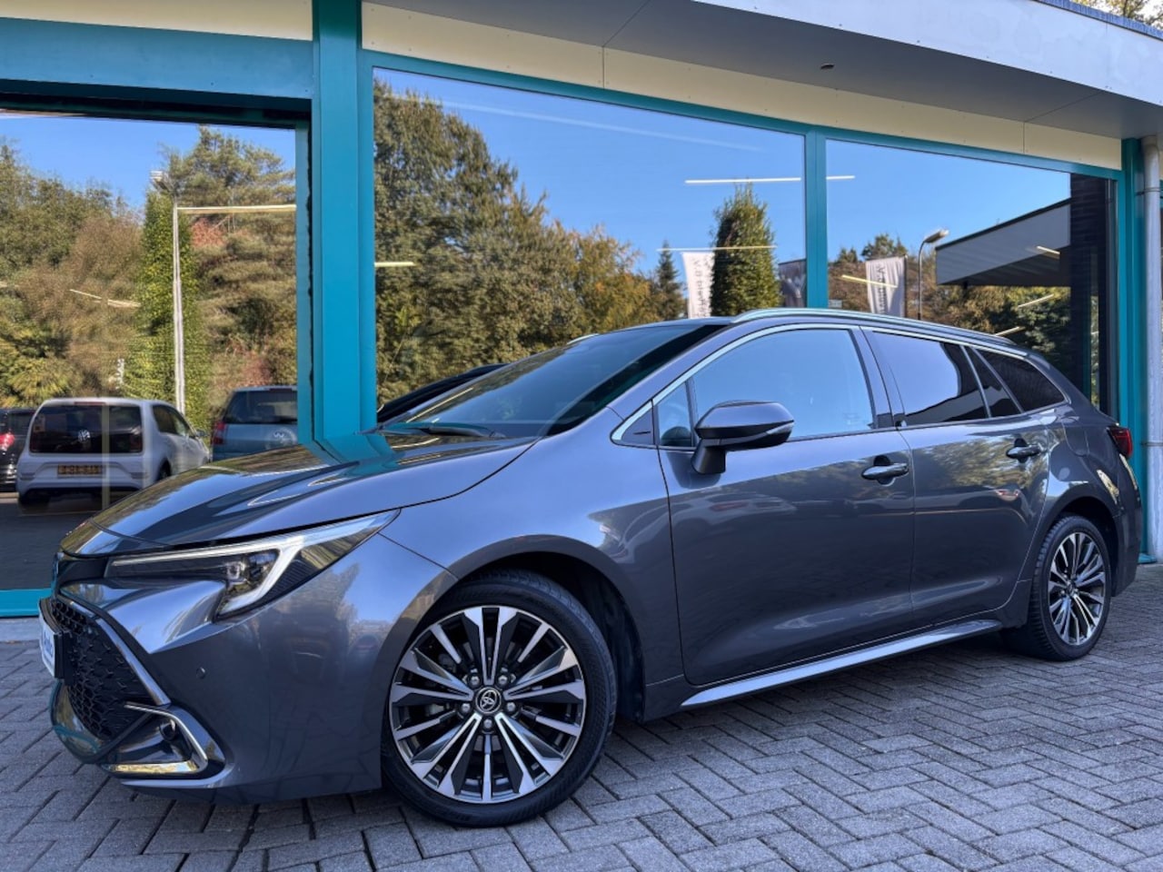 Toyota Corolla Touring Sports - TOURING SPORTS 1.8 HYBRID 140 ACTIVE CarPlay, Camera, ACC, LED - AutoWereld.nl
