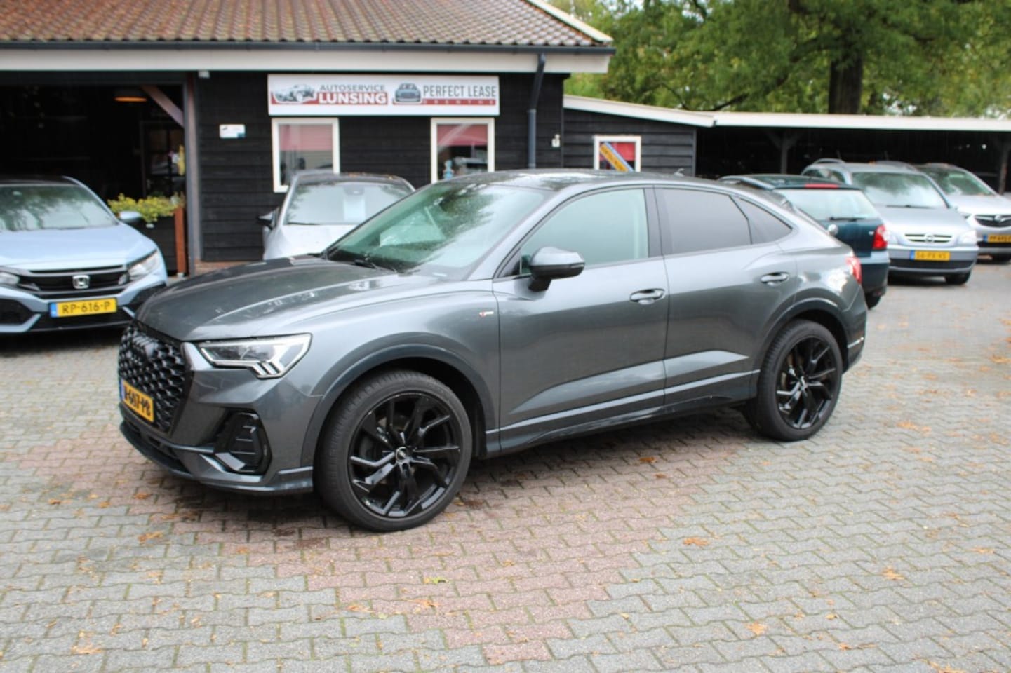 Audi Q3 - 35 TFSI S EDITION - Panodak navi Camera PDC - AutoWereld.nl