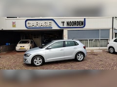 Volkswagen Polo - 1.0 TSI Comfortline 5 Deurs , Navi , PDC , App Connect