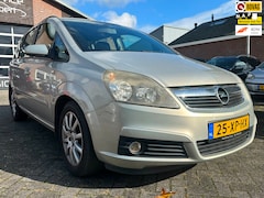 Opel Zafira - 1.6 Temptation 7-persoons. Cruiscontrol. Airco