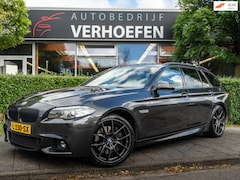 BMW 5-serie Touring - 535xd High Executive | AUTOMAAT | DEALER AUTO | PARKEER SENSOREN V+A | XENON