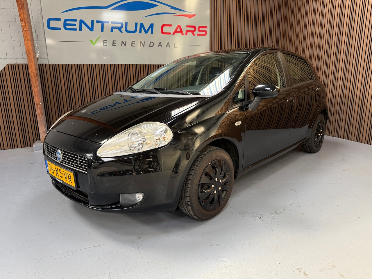 Fiat Grande Punto - 1.4 Dynamic 1.4 Dynamic. Nieuwe APK, Airco goed, Rijdt & schakelt goed - AutoWereld.nl