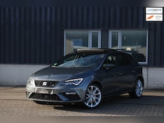 SEAT Leon - 1.4 TSI FR 150PK Pano SeatSound Alcantara ACC DCC PDC CarPlay Stoelverw Climate Navi
