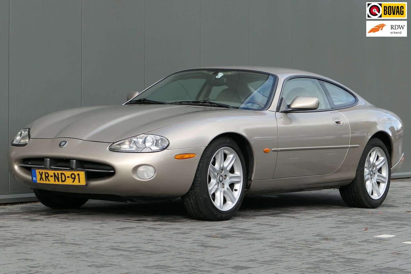 Jaguar XK8 - 4.0 V8 Coupé Youngtimer Stoelverwarming - AutoWereld.nl