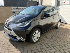 Toyota Aygo - 1.0 VVT-i x-sport 5drs edition uitv