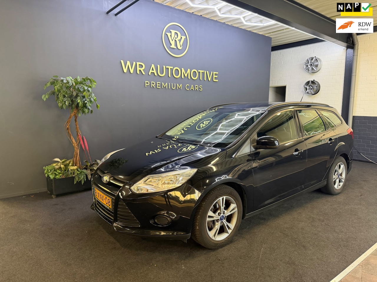 Ford Focus Wagon - 1.0 EcoBoost Edition 1.0 EcoBoost Edition - AutoWereld.nl