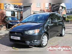 Mitsubishi Colt - 1.3 Invite Airco, Parkeersensoren, Trekhaak
