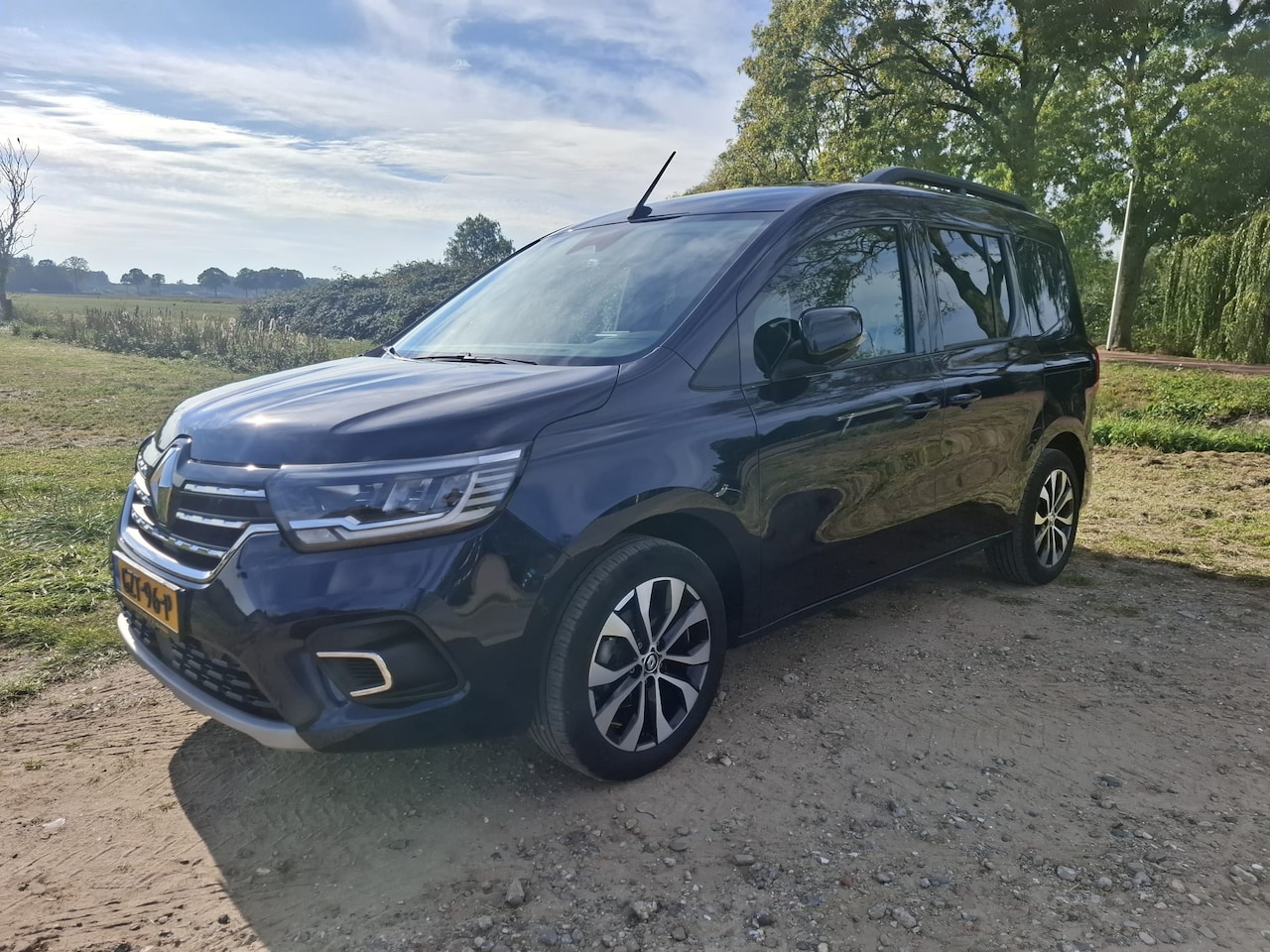 Renault Kangoo Family - 1.3 Tce Techno - AutoWereld.nl