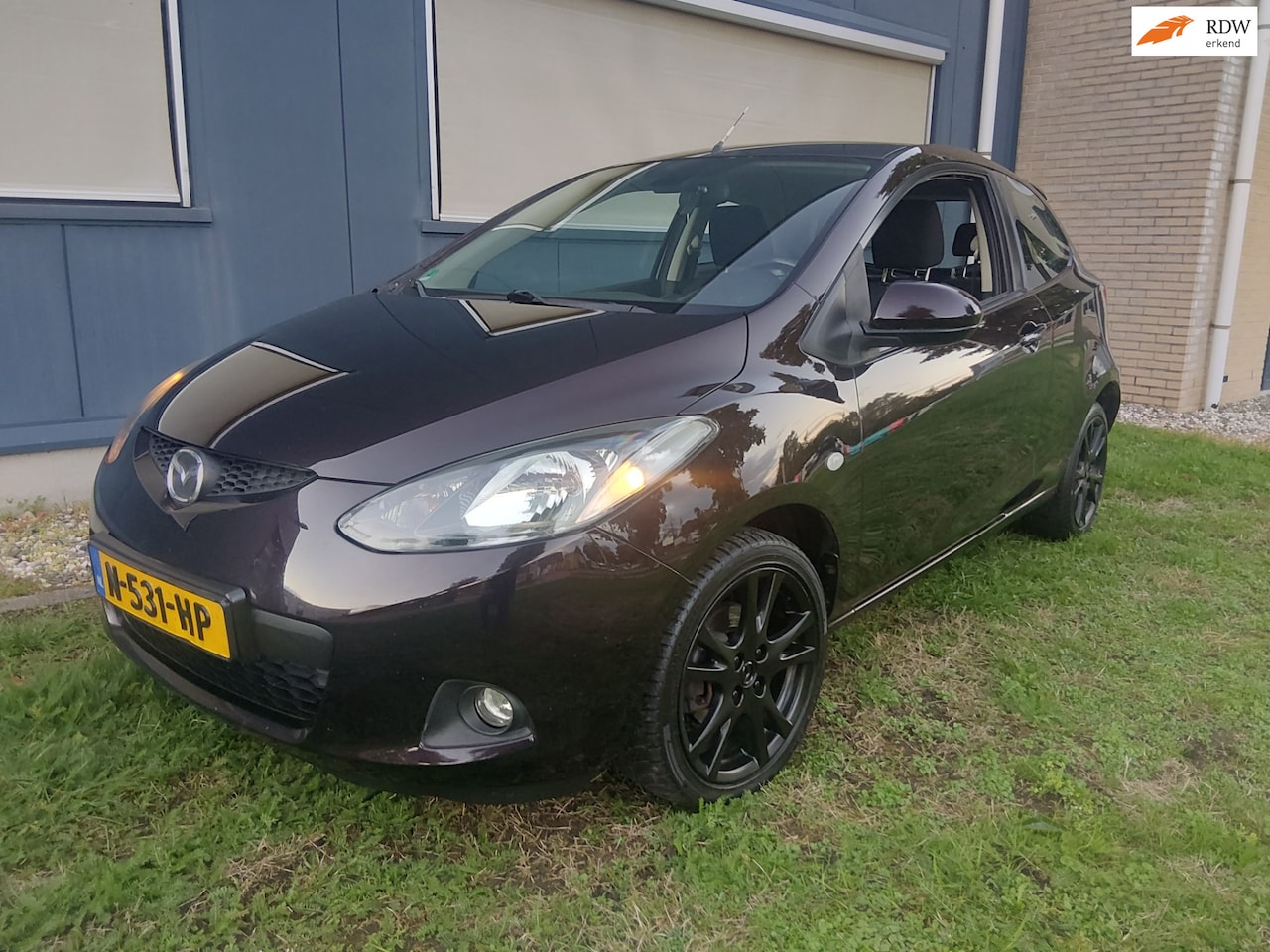 Mazda 2 - 1.3hp S-VT Touring 2009 Airco - AutoWereld.nl