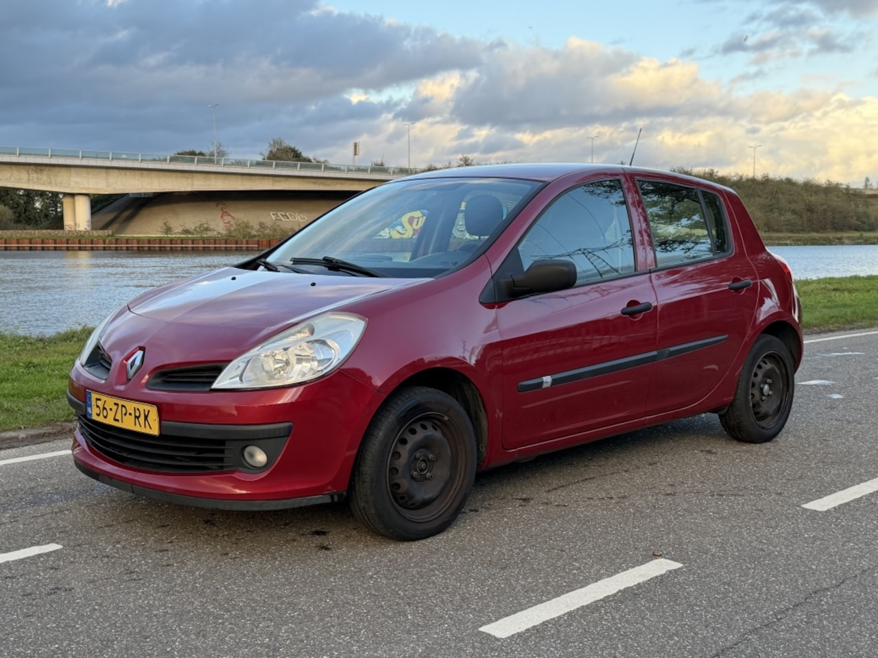 Renault Clio - 1.2-16V Special Line 1.2-16V Special Line - AutoWereld.nl