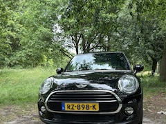 MINI 3-Deurs - 1.5 Cooper Business John Cooper Works