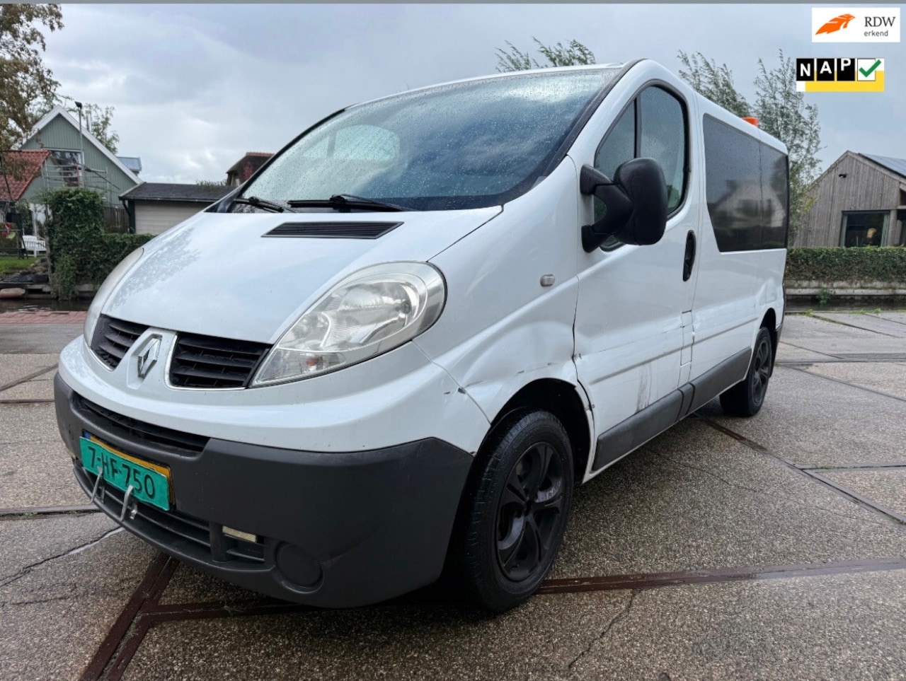 Renault Trafic - 2.0 dCi T27 L1H1 Eco Black Edition 2.0 dCi T27 L1H1 Eco Black Edition - AutoWereld.nl
